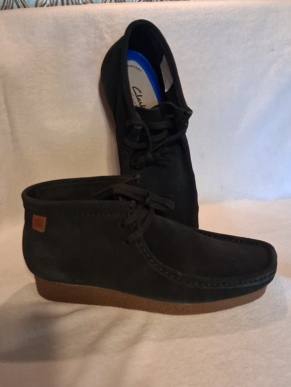 Clarks Men’s Chukka Boot in Black Suede with Brown Crepe Sole
